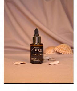 Siero viso LIFTING .Da applicare tutte le sere sulle rughe più ostinate. Fonte, collo, viso, contorno labbra , contorno naso. Fragranza come sempre delicata e facile da applicare. Anche questo siero ha in dotazione il contagocce per poter distribuire nel modo più corretto il cosmesi.